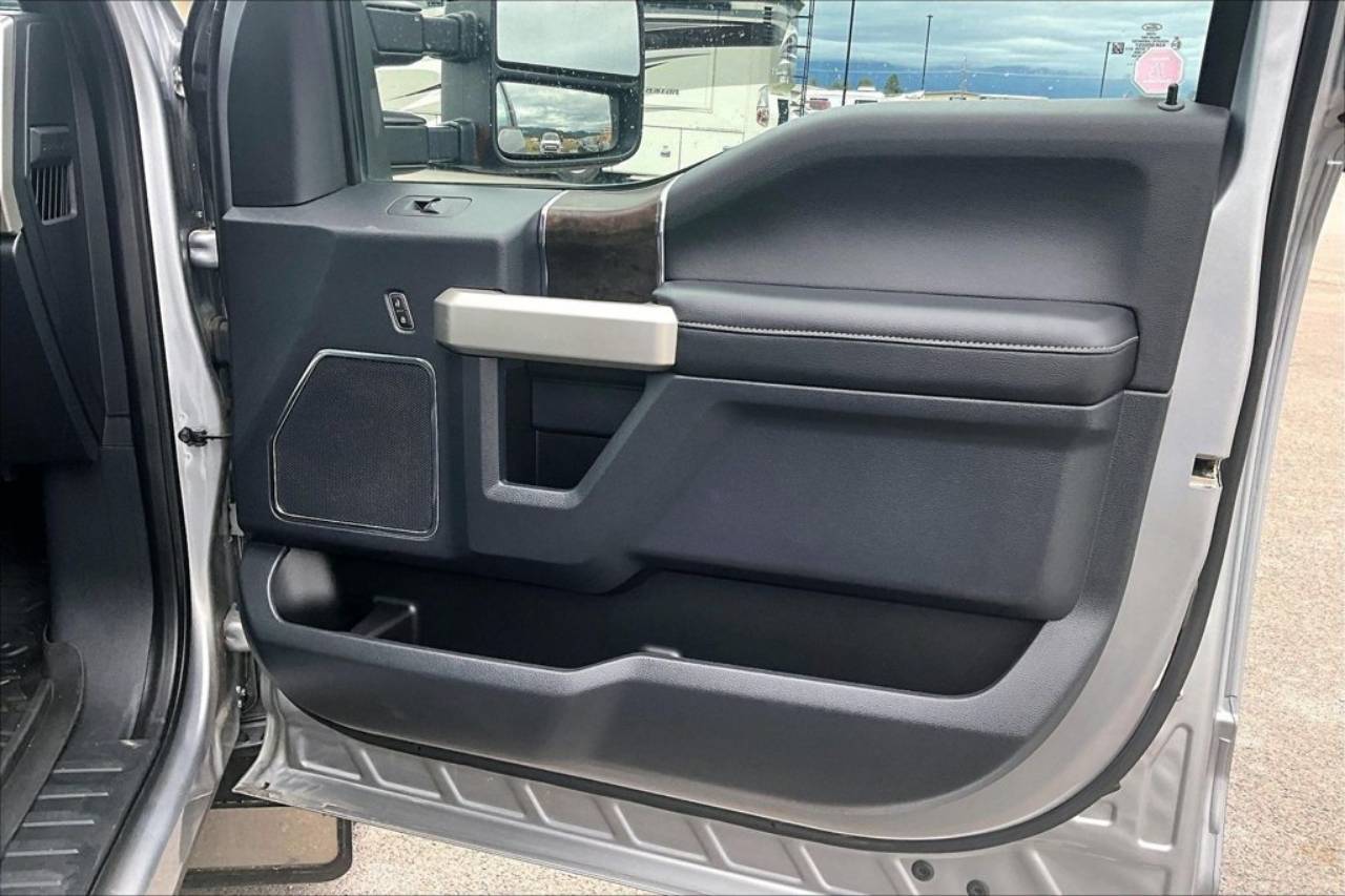 2022 Ford F-250 Super Duty Lariat - Photo 24