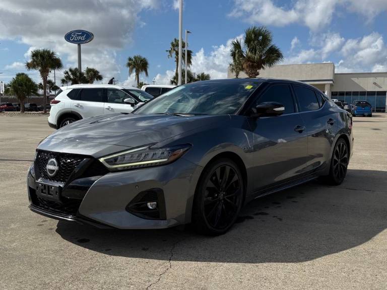 2023 Nissan Maxima SR