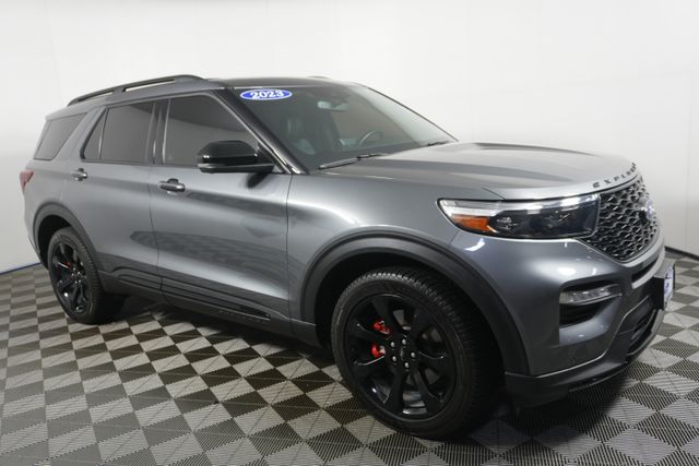 Used 2023 Ford Explorer ST with VIN 1FM5K8GC9PGB72975 for sale in Kansas City