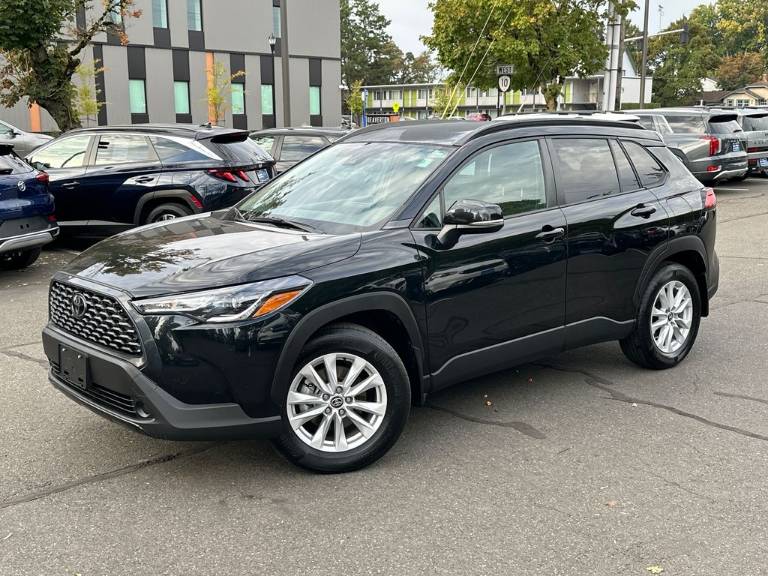 2022 Toyota Corolla Cross LE
