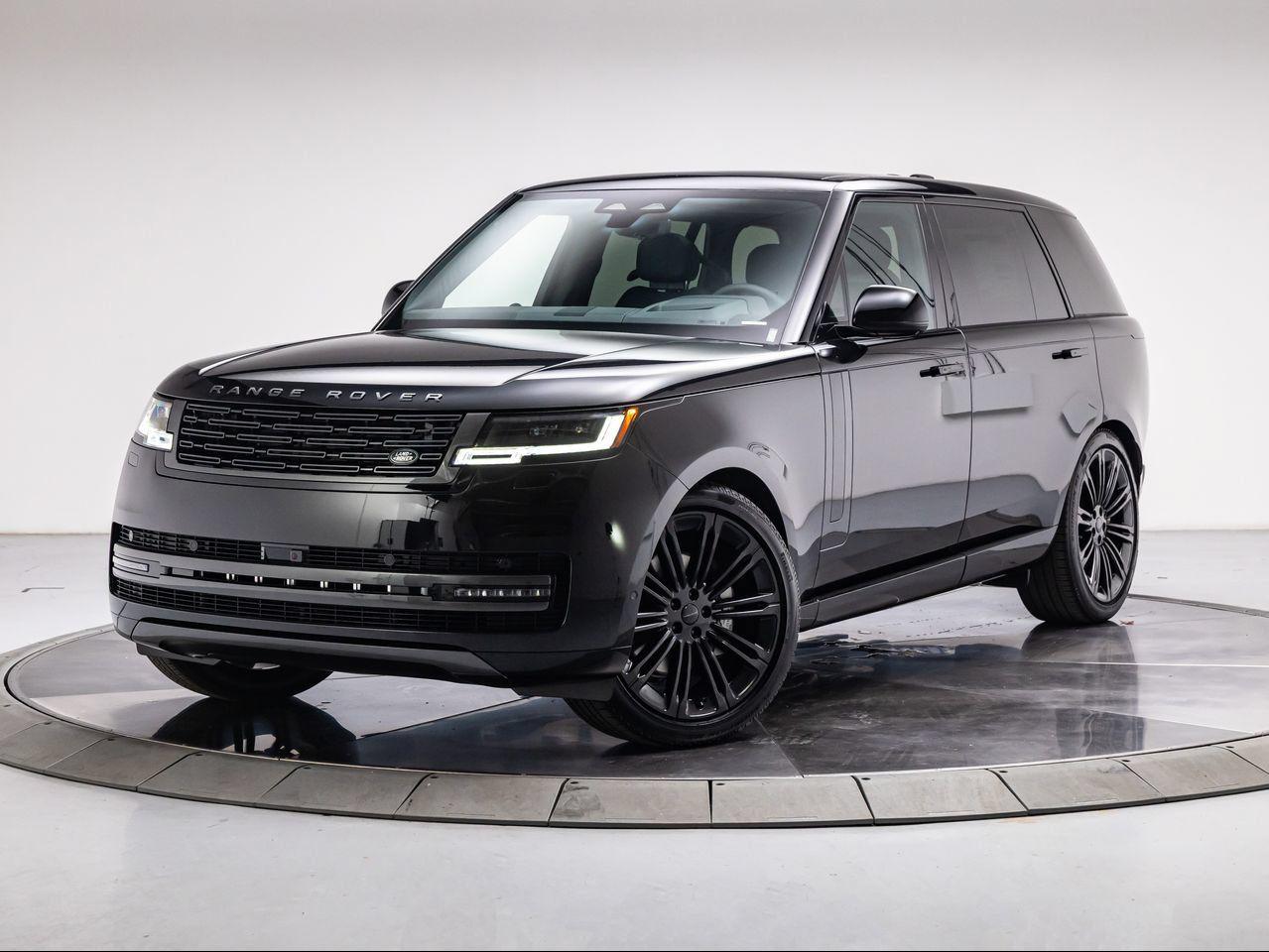 New 2026 Land Rover Range Rover P400 SE 7 Seat