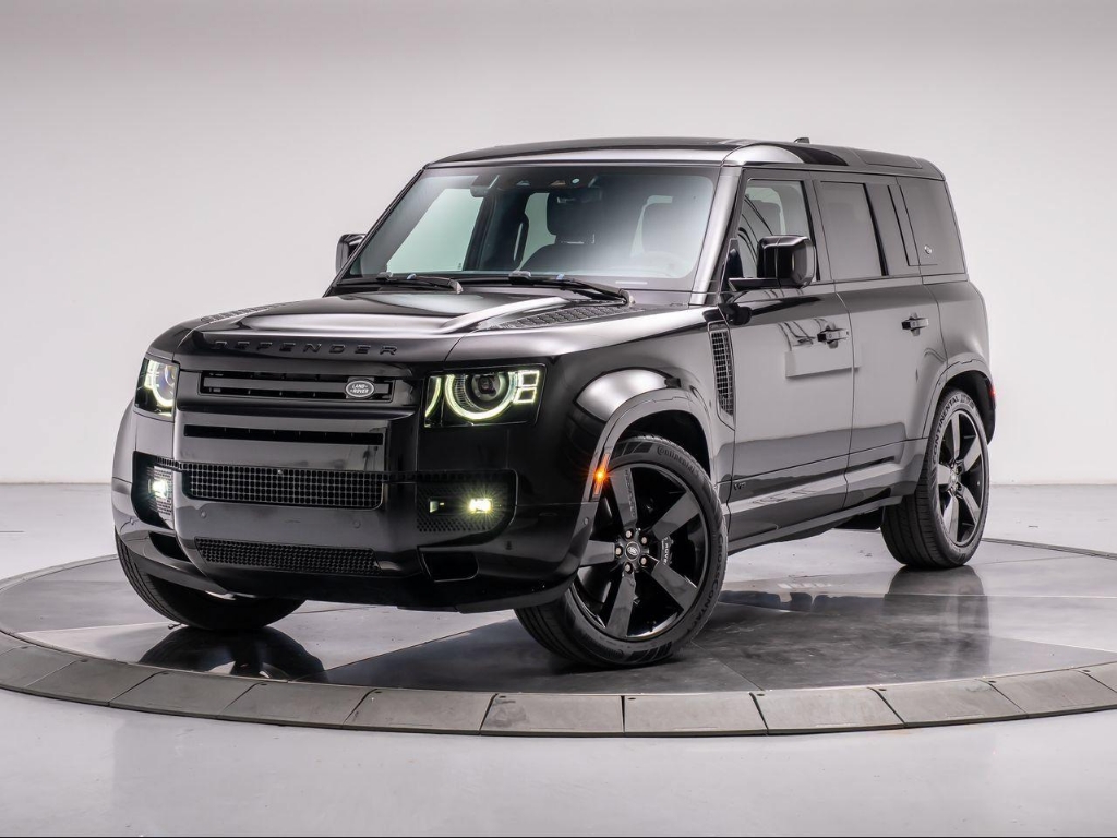 2024 Land Rover Defender 110 P525 V8
