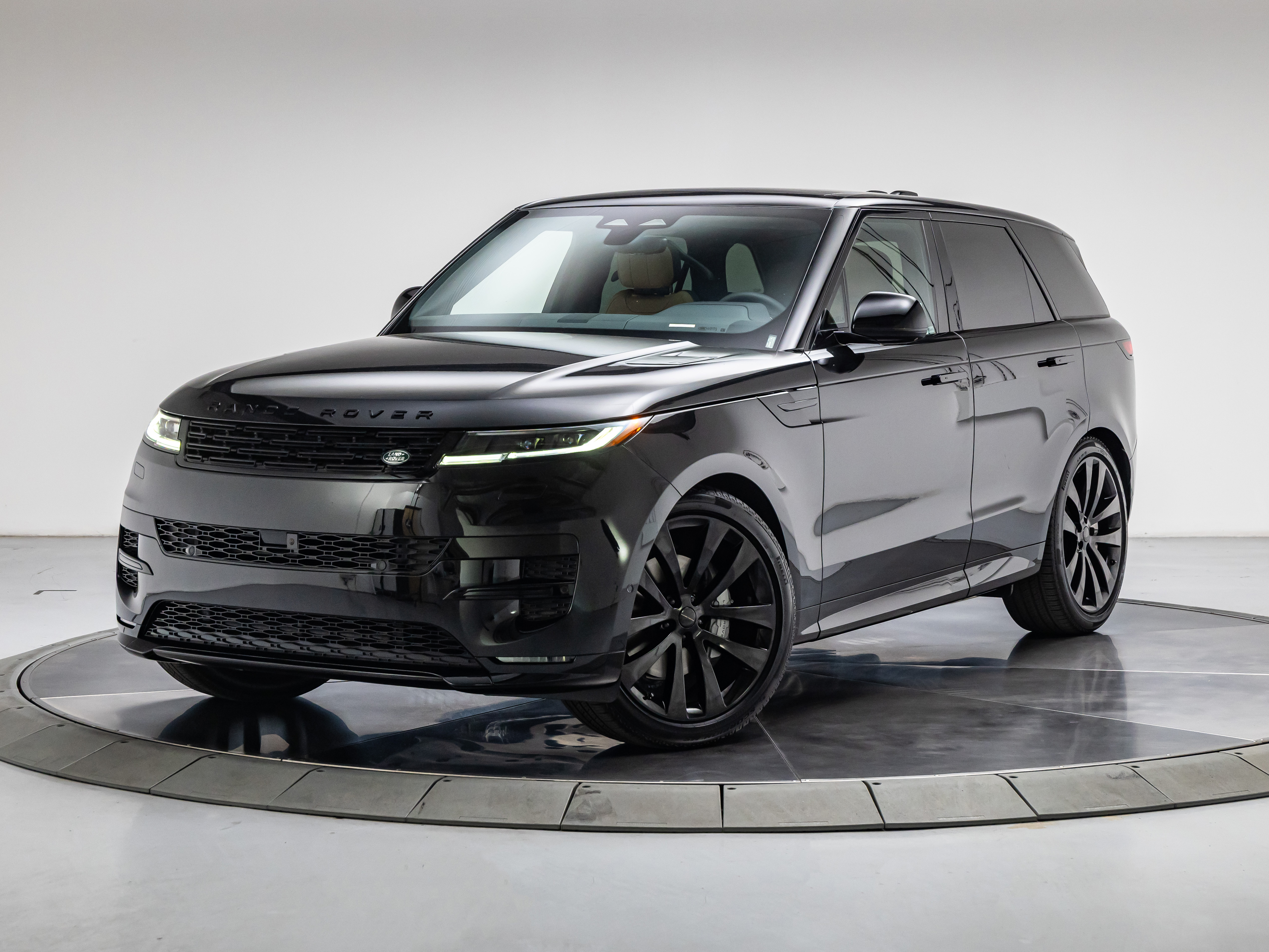New 2026 Land Rover Range Rover Sport P400 Dynamic SE