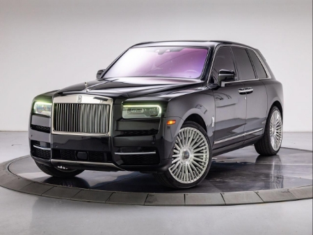 2019 Rolls-Royce Cullinan Base