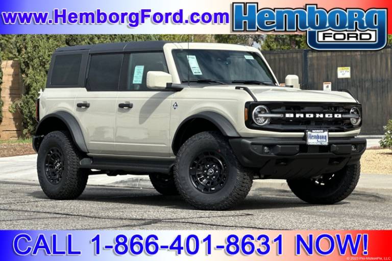 2026 Ford Bronco Outer Banks