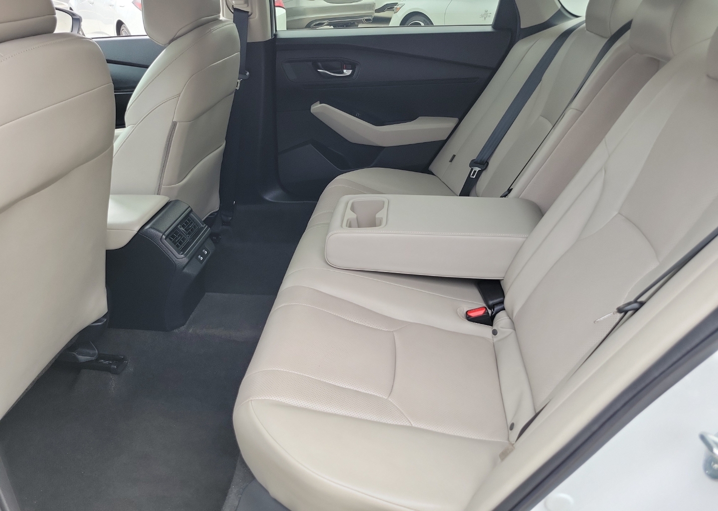 2024 Honda Accord Hybrid EX-L - Photo 13