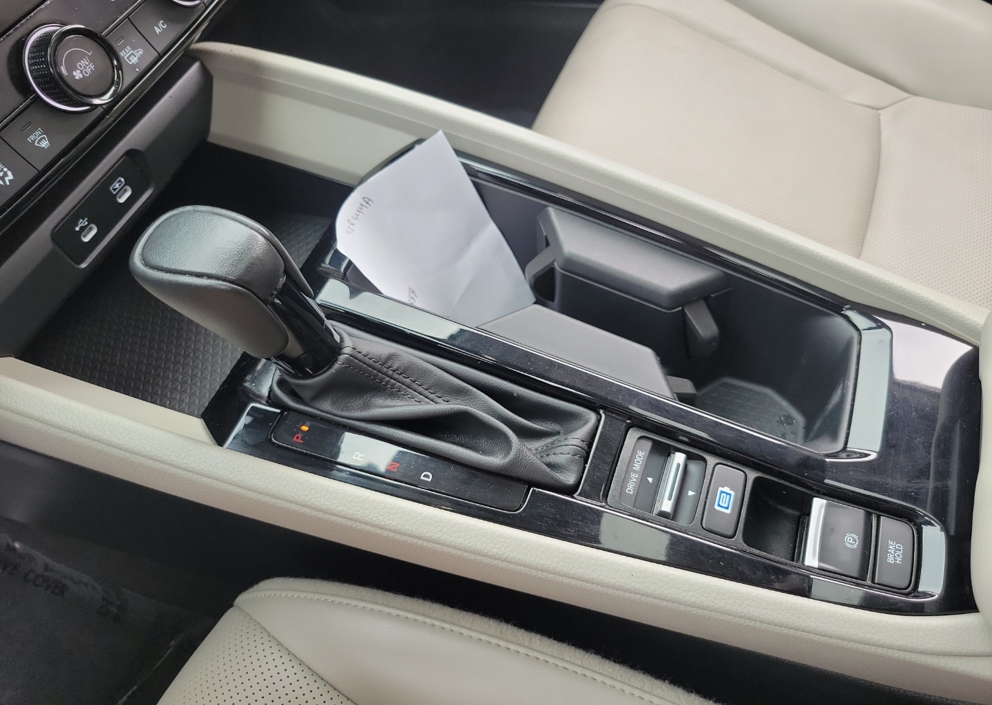 2024 Honda Accord Hybrid EX-L - Photo 30