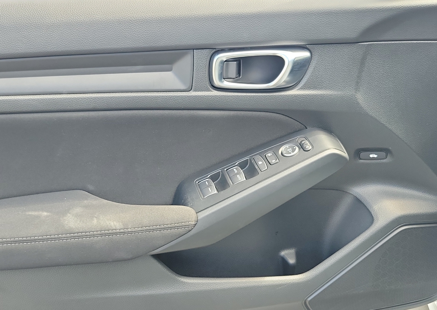 2024 Honda Civic Sport - Photo 19