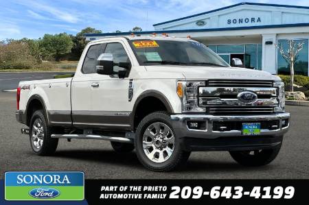 2017 Ford Super Duty F-250 Pickup LARIAT
