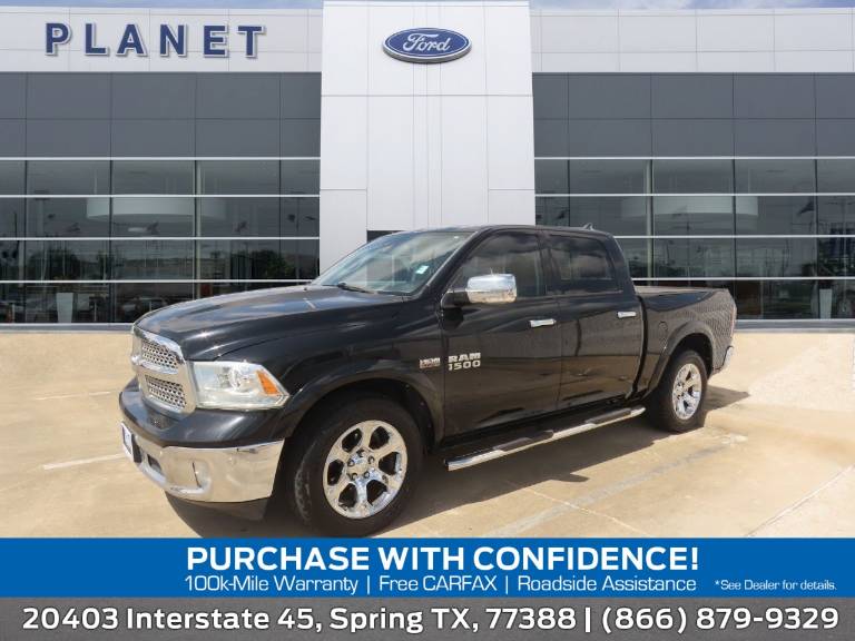 2014 RAM 1500 2WD Crew Cab 140.5 Laramie