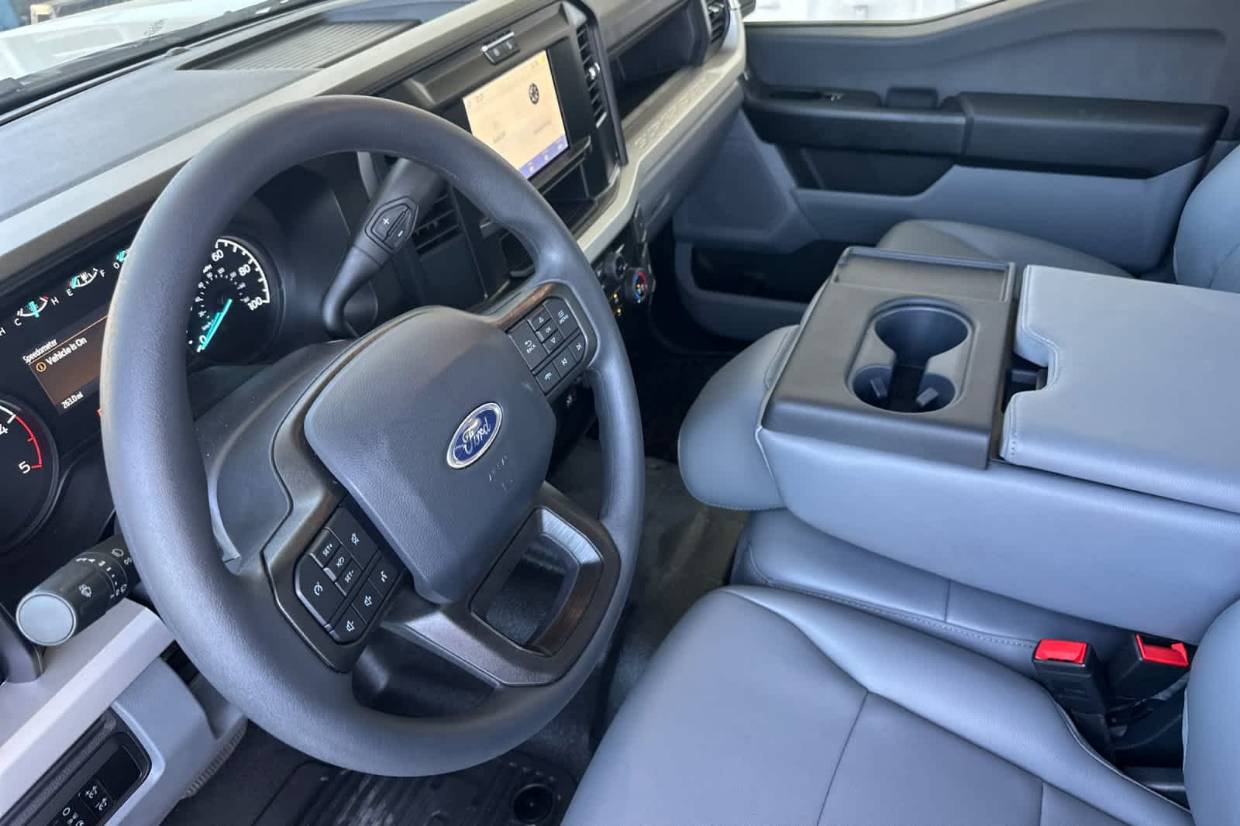2026 Ford F-250 Super Duty XL - Photo 8