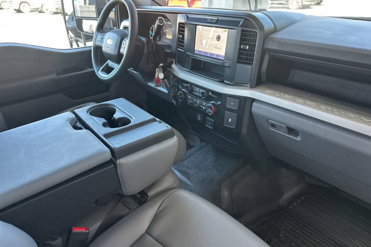 2026 Ford F-250 Super Duty XL - Photo 13