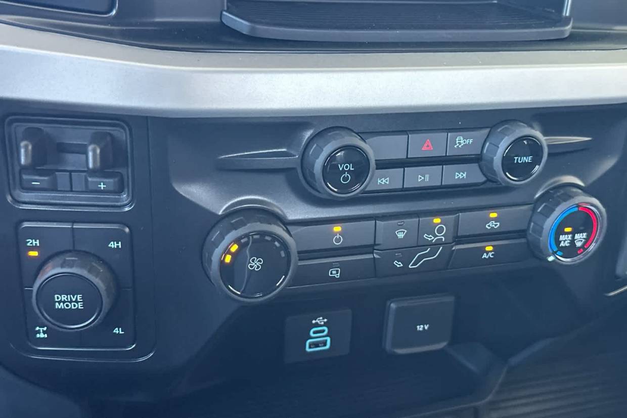 2026 Ford F-250 Super Duty XL - Photo 17