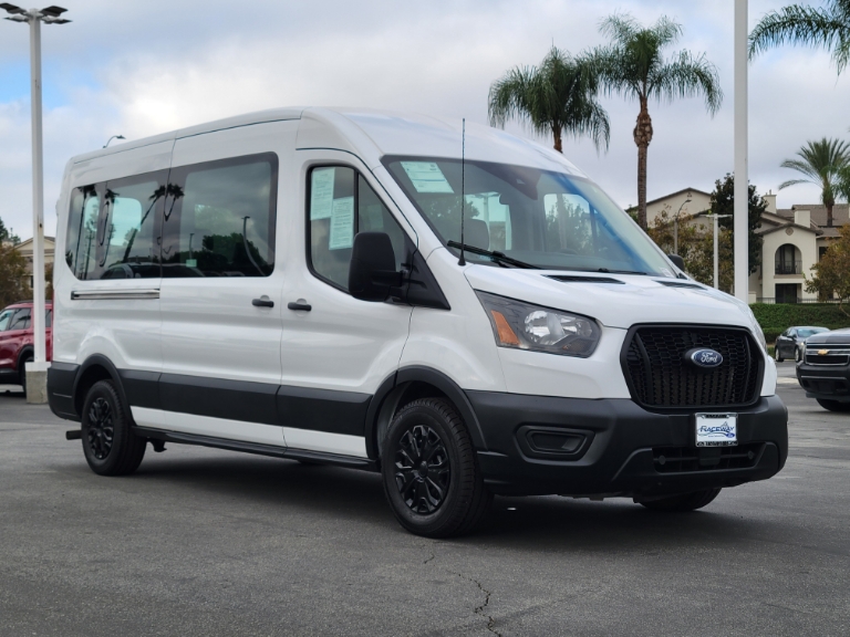 2022 Ford Transit Passenger Wagon XL