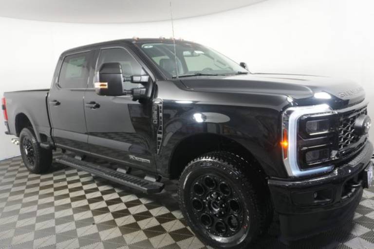 2026 Ford Super Duty F-350 SRW LARIAT