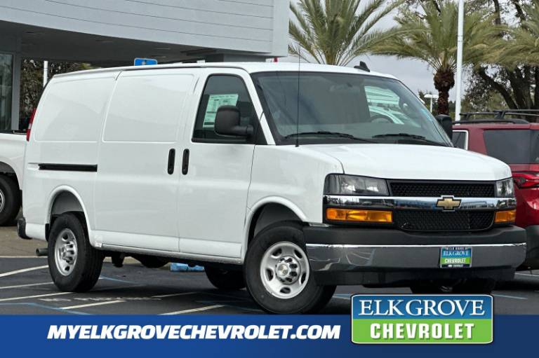 2025 Chevrolet Express 2500 Work Van