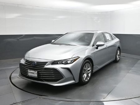 2020 Toyota Avalon Hybrid XLE Plus