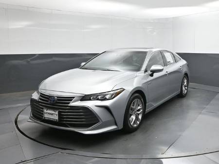 2020 Toyota Avalon Hybrid XLE Plus