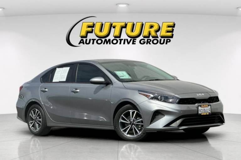 2023 Kia Forte LXS