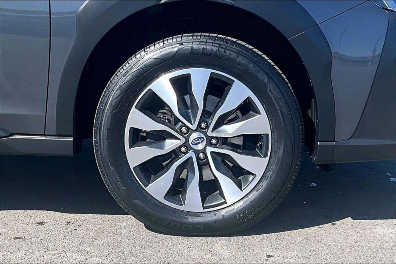 2023 Subaru Outback Limited - Photo 9