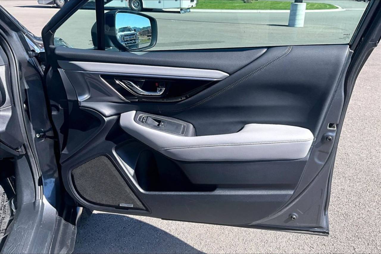 2023 Subaru Outback Limited - Photo 24