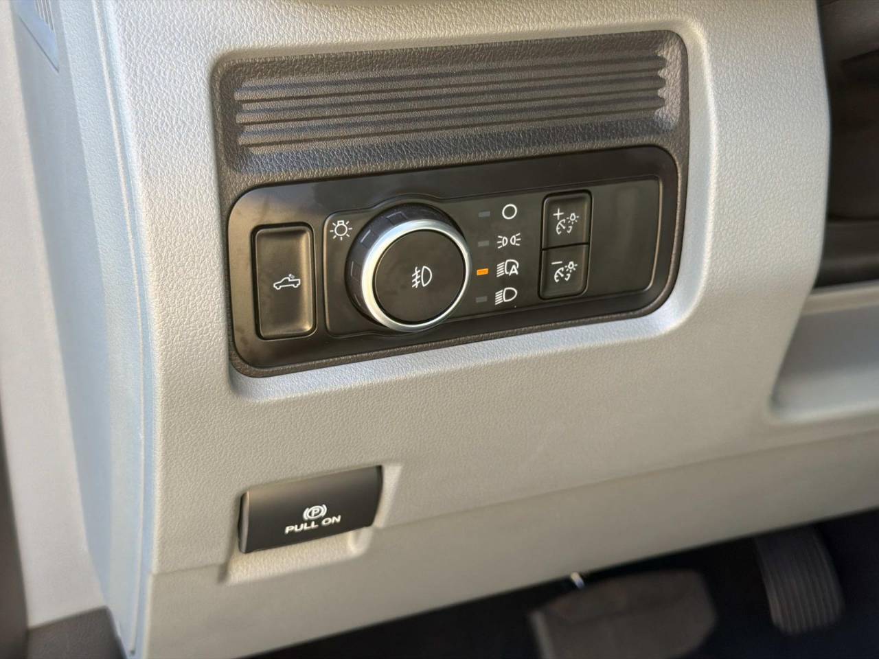 2026 Ford F-250 Super Duty XL - Photo 17