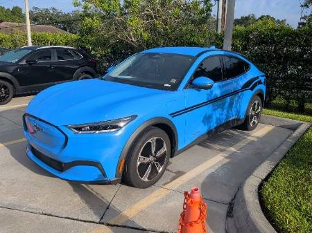 2022 Ford Mustang Mach-E Select