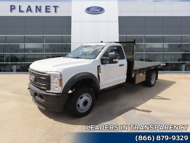 2026 Ford Super Duty F-450 DRW XL 2WD Reg Cab 145 WB 60 CA