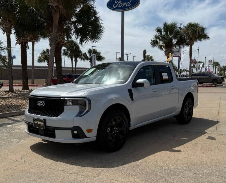2026 Ford Maverick Lobo High