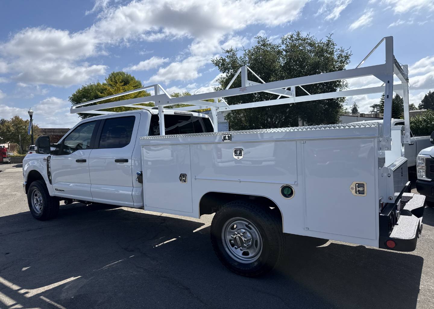 2026 Ford F-350 Super Duty Chassis Cab