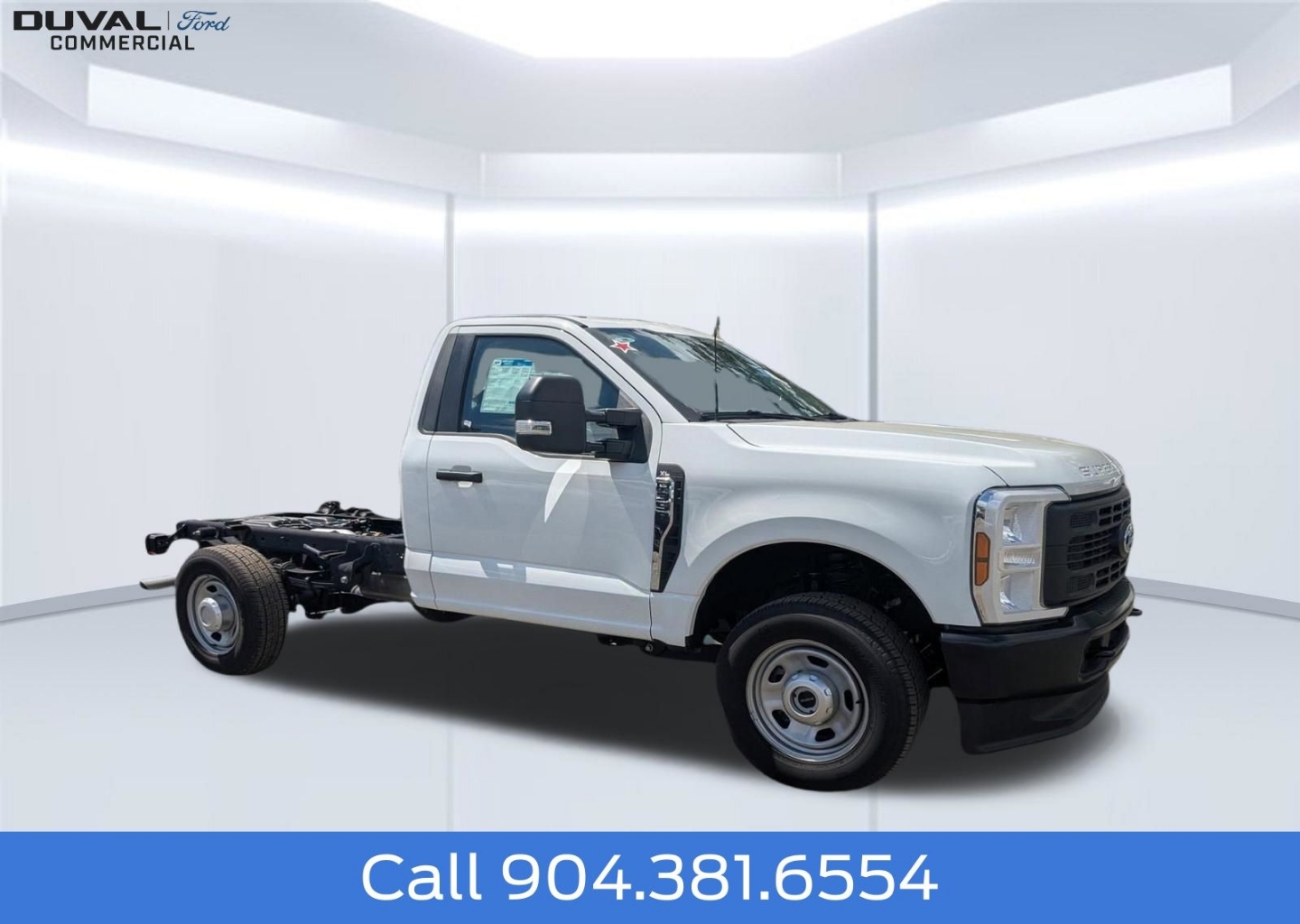 2025 Ford F-350 Super Duty Chassis Cab