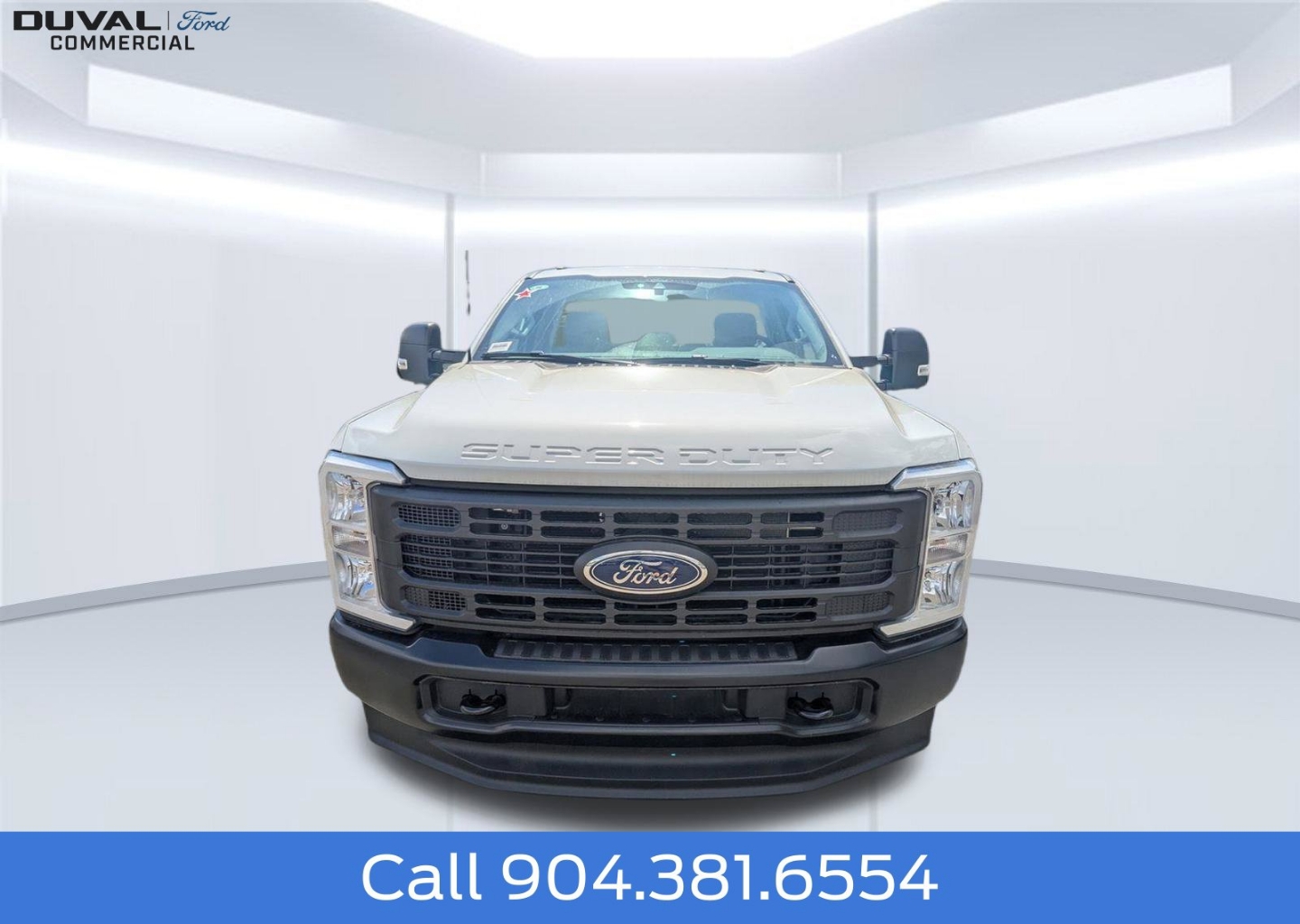 2025 Ford F-350 Super Duty Chassis Cab XLT - Photo 9