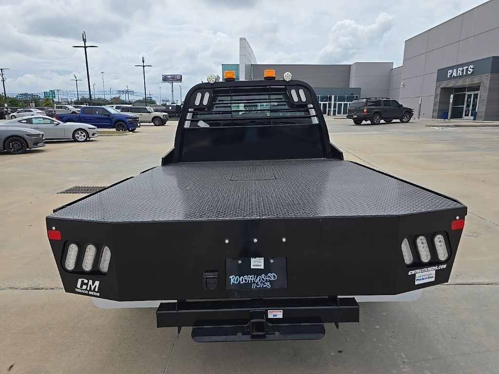 2025 Ford F-350 Super Duty Chassis Cab XL - Photo 10