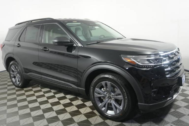 2026 Ford Explorer Active w/100A Pkg