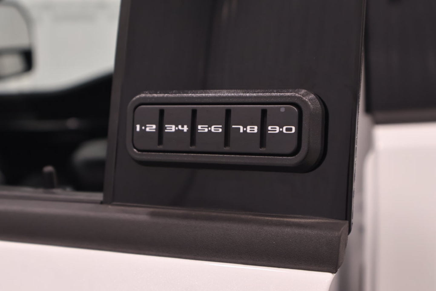 2025 Ford F-450 Super Duty Platinum - Photo 41