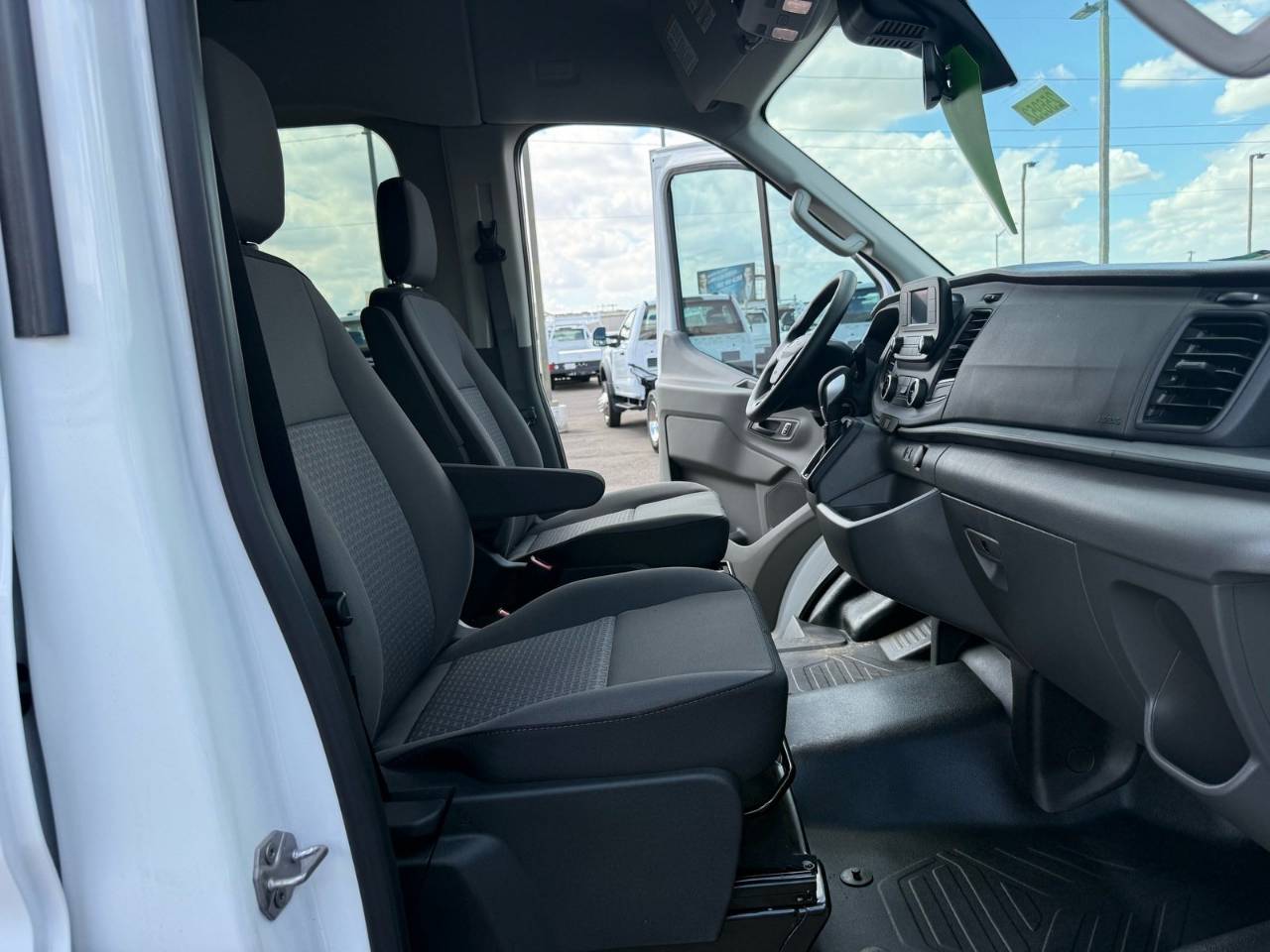 2025 Ford Transit Passenger Van XL - Photo 14