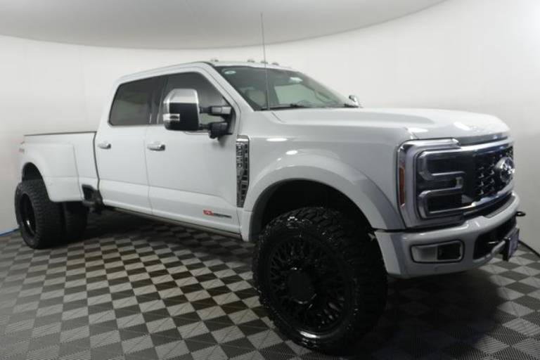 2026 Ford Super Duty F-450 DRW Platinum