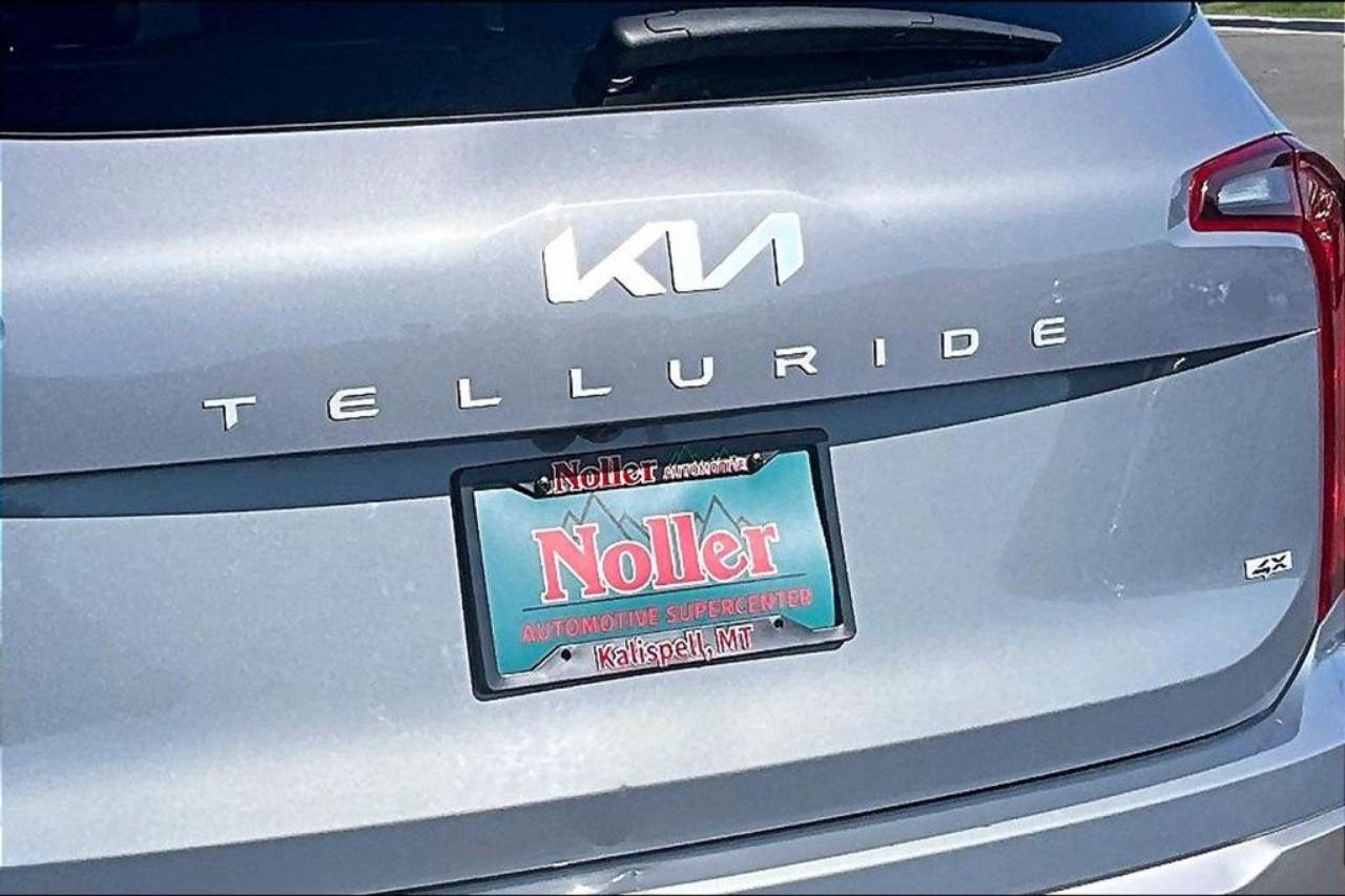 2025 Kia Telluride S - Photo 8