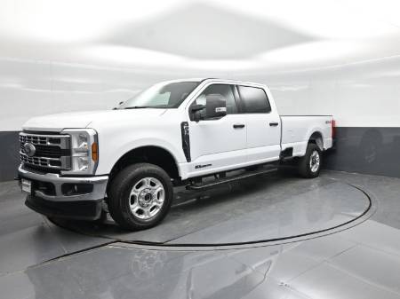 2025 Ford Super Duty F-350 SRW XLT