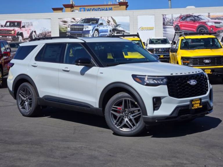 2027 Ford Explorer ST-Line