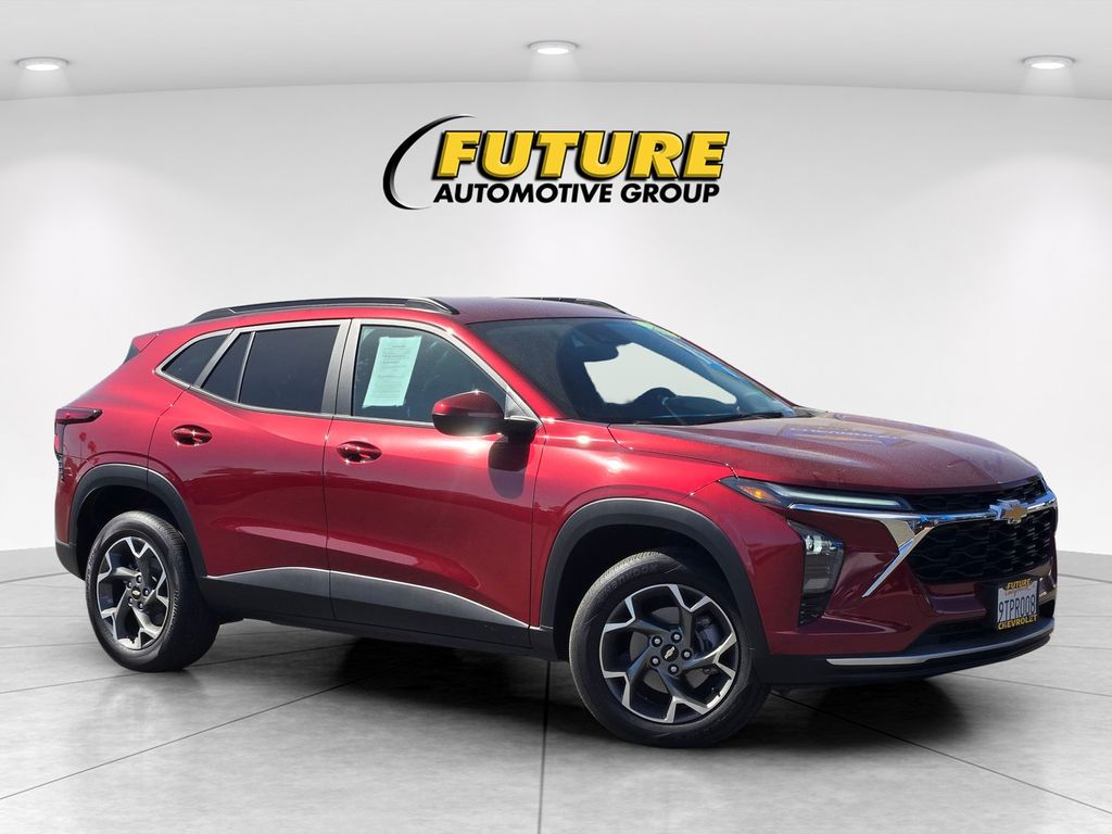 2025 Chevrolet Trax LT