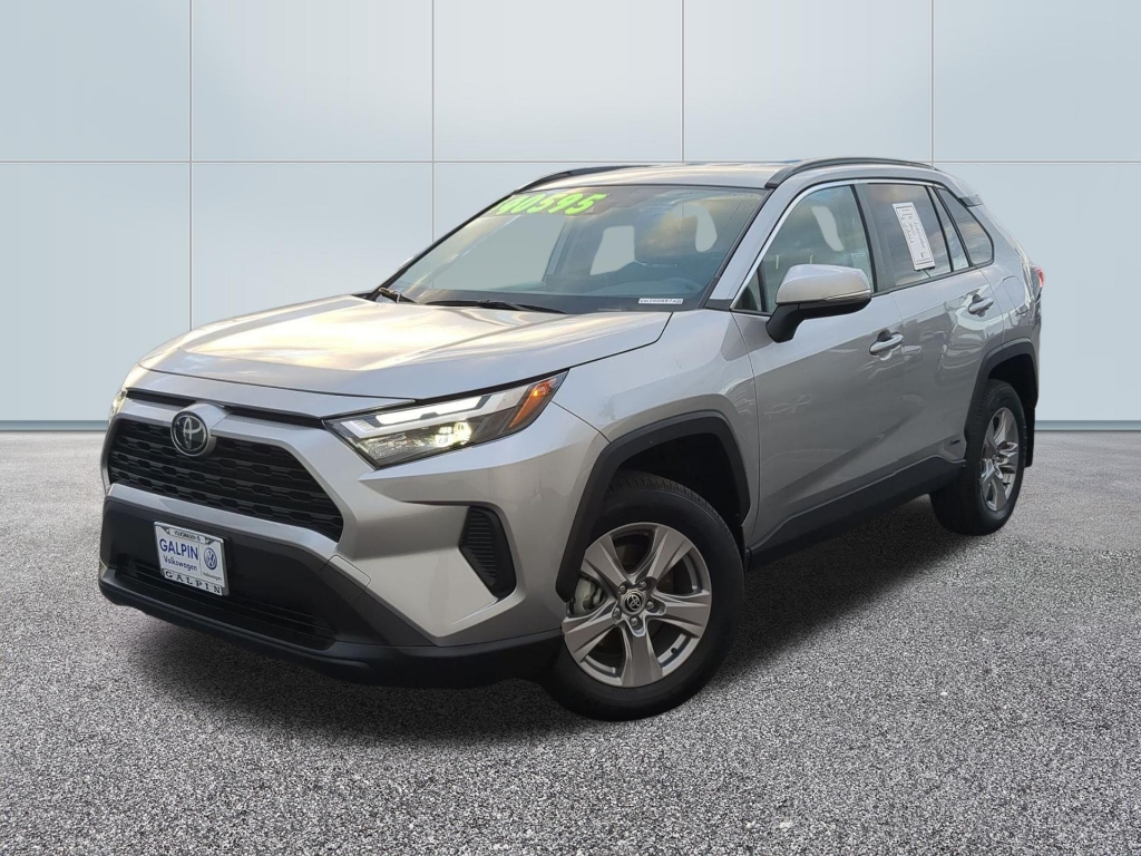 2025 Toyota RAV4 Hybrid XLE