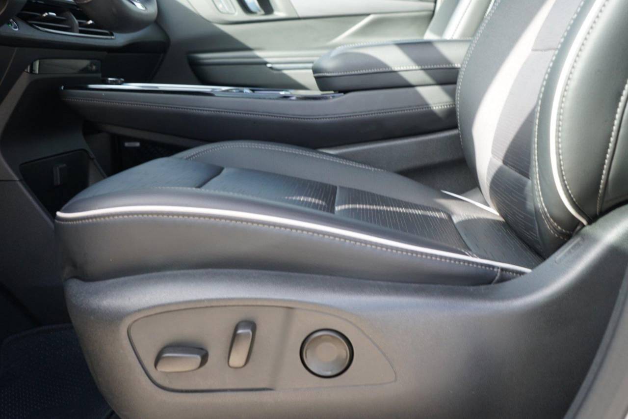 Certified Used 2025 Buick Enclave Sport Touring, photo 20