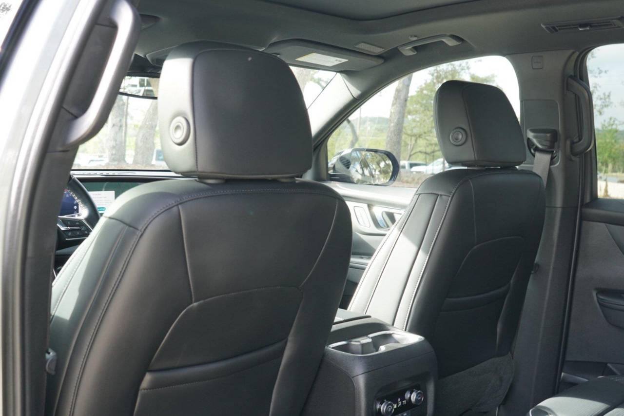 Certified Used 2025 Buick Enclave Sport Touring, photo 21