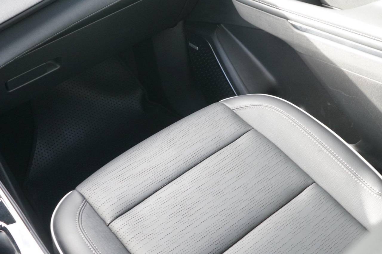 Certified Used 2025 Buick Enclave Sport Touring, photo 26