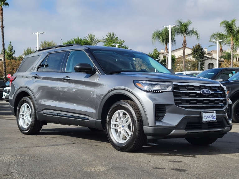 2026 Ford Explorer Active w/200A Pkg