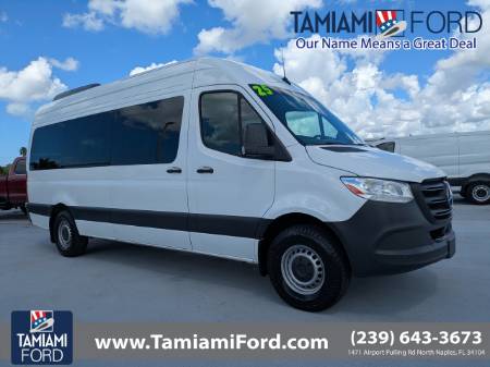 2025 Mercedes-Benz Sprinter 2500 Passenger 170 WB