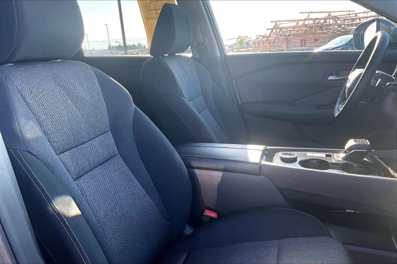 2026 Nissan Rogue SV - Photo 7