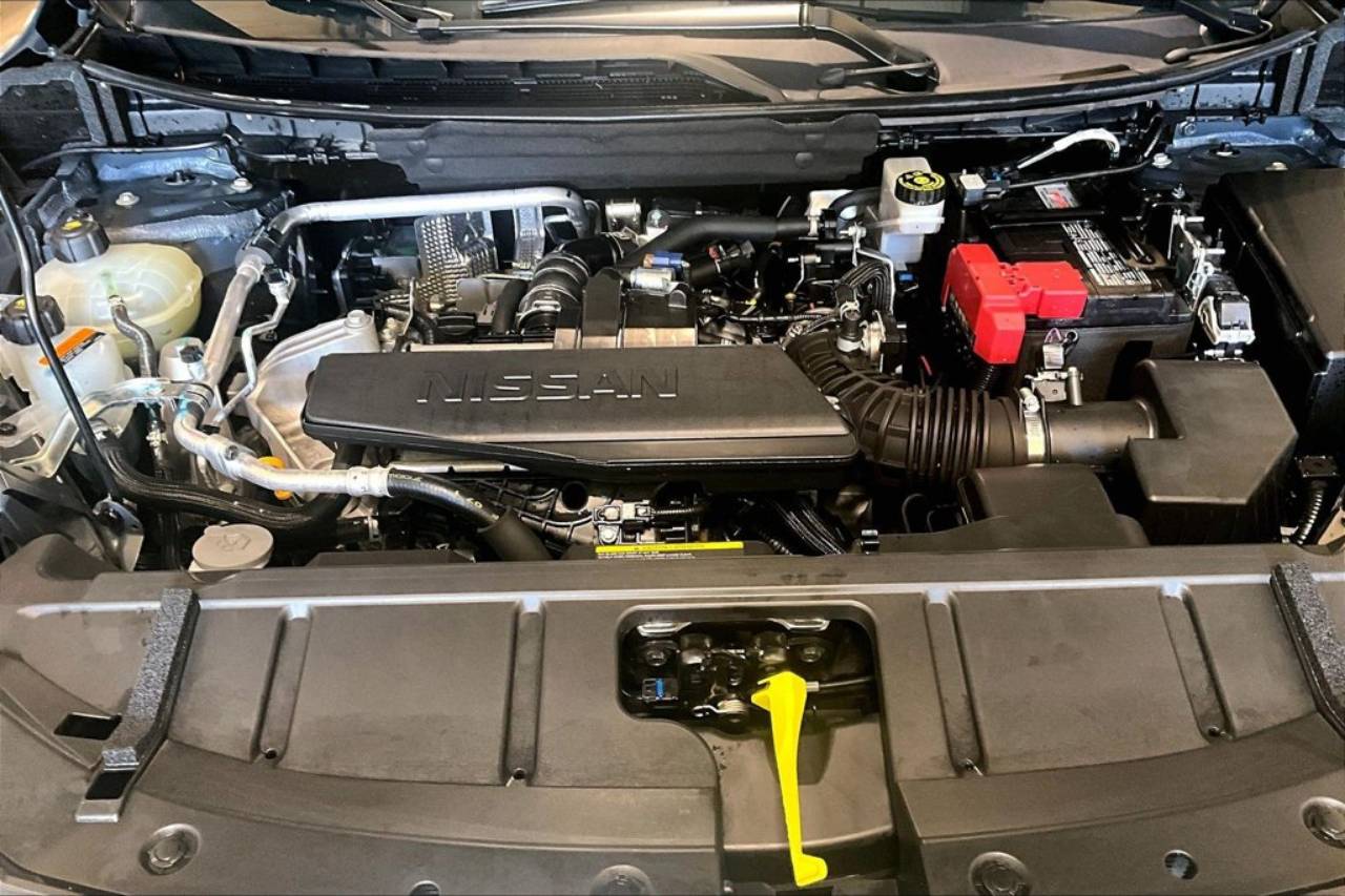 2026 Nissan Rogue SV - Photo 10