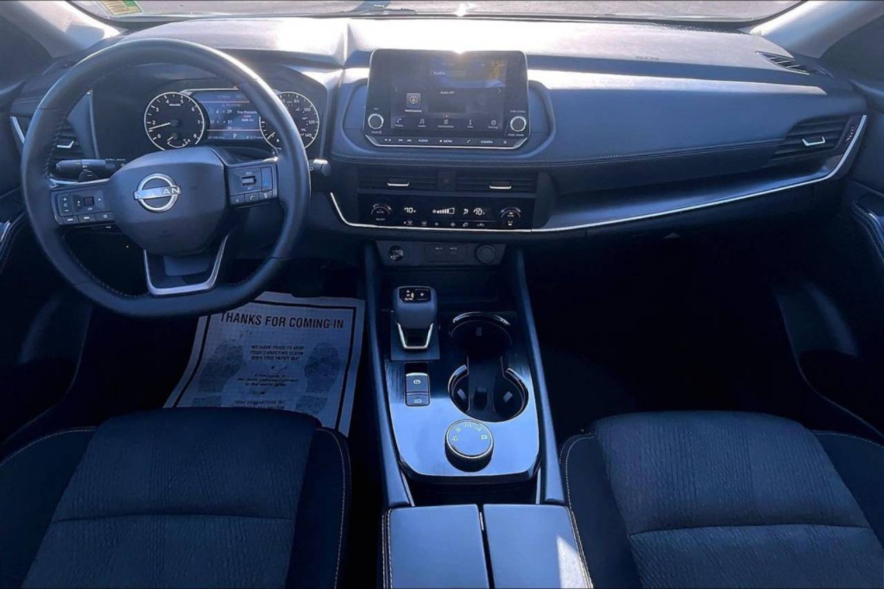 2026 Nissan Rogue SV - Photo 16